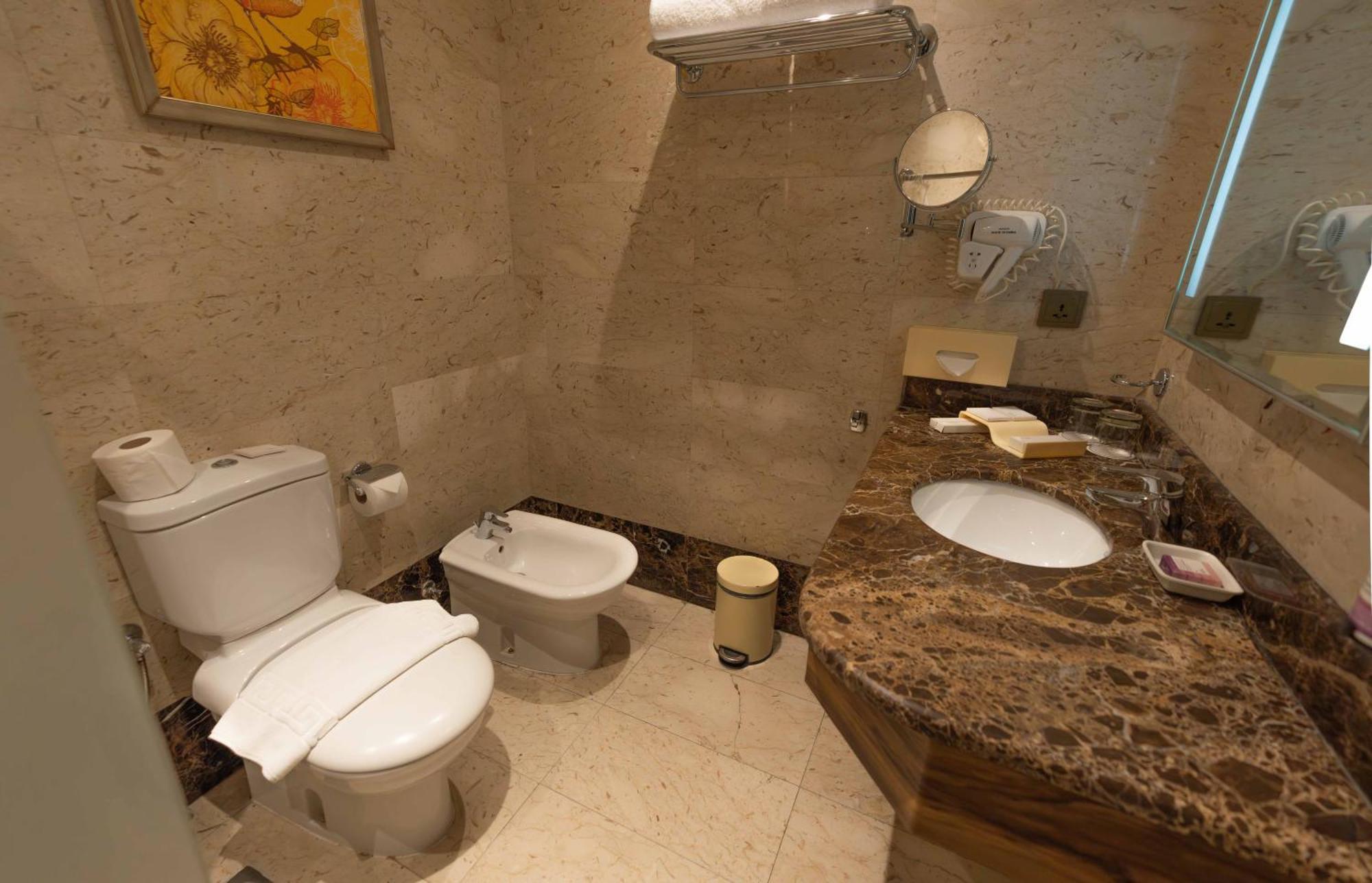 Resort Al Nawras Island 5*