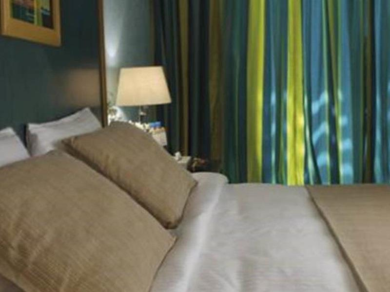 Al Nawras Island Resort